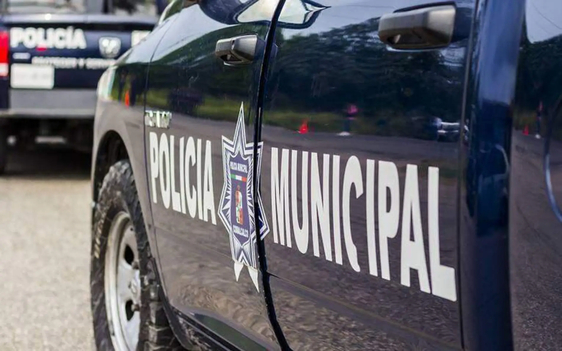 Movilizacion policiaca en Mercado Morelos por disparos